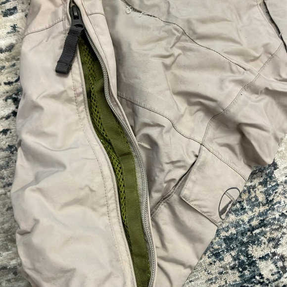 Burton Snowboard pants. - Picture 5 of 6